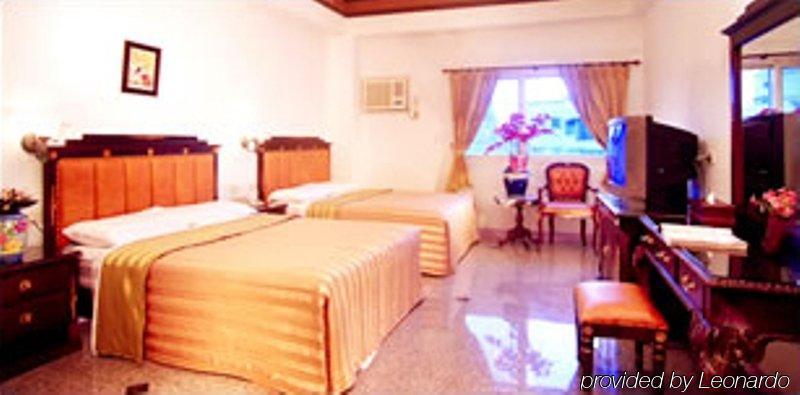 Jing Ai Hotel Luodong Esterno foto
